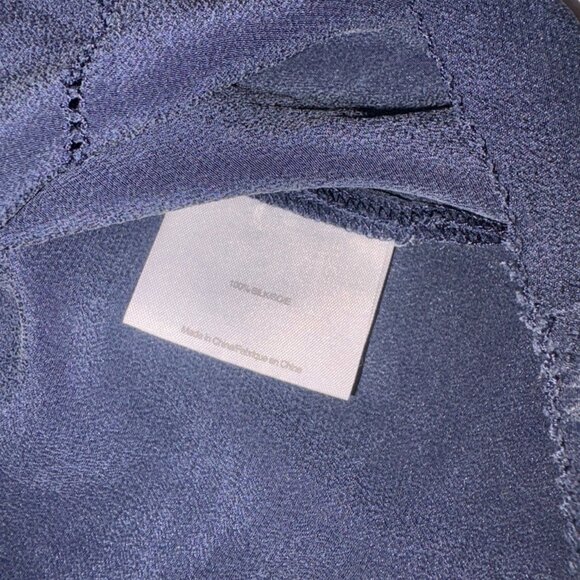 Tory Burch 100% Silk Navy Blue Sleeveless Blouse Capsule Wardrobe Timeless sz 6 - Picture 4 of 6